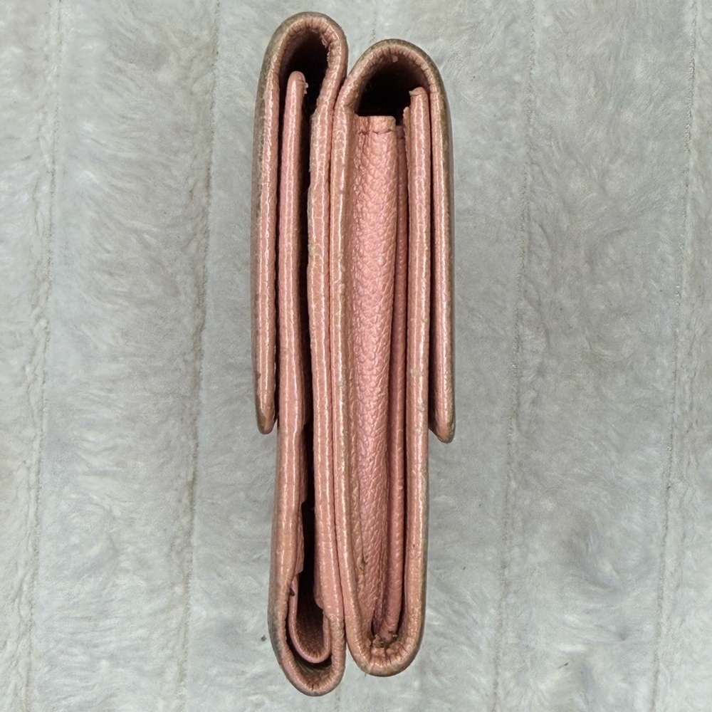 CHANEL COMPACT WALLET - Picture 3 of 10